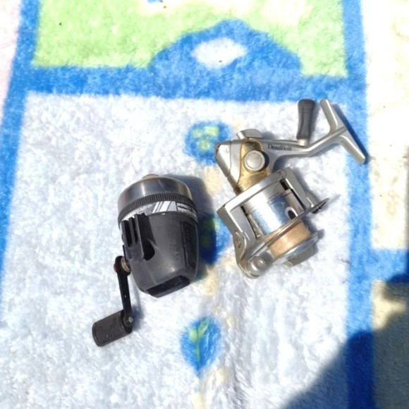 Fishing Reels - Picture 1 of 2